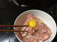 油面筋塞肉的做法步骤2