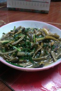 鳝鱼炒韭菜的做法步骤8