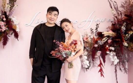 梁超何雯娜订婚是真的吗 何雯娜梁超订婚秀恩爱