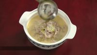 酸汤肉片的做法步骤7