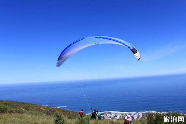 滑翔伞体验需要准备什么装备 滑翔伞受天气季节影响吗 滑翔伞体验需要准备什么装备 滑翔伞受天气季节影响吗