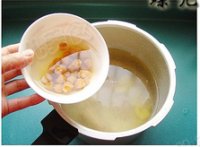 海鲜排骨腊八粥的做法步骤7
