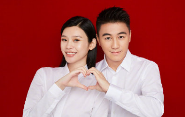 何猷君奚梦瑶结婚是真的吗 何猷君奚梦瑶晒结婚证宣布结婚