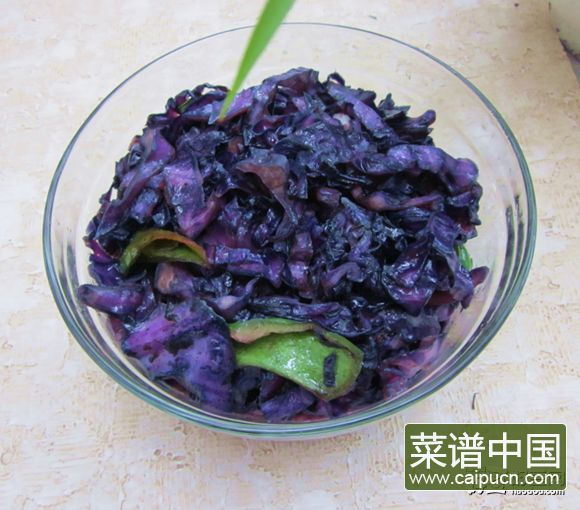 爆炒紫甘蓝