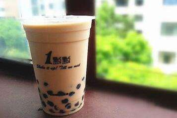 秋天的第一杯奶茶