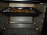广式莲蓉蛋黄月饼的做法步骤6