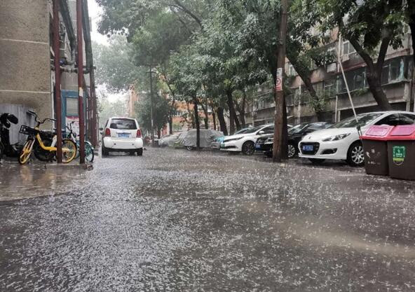 北京今日仍有降雨 最高气温达32℃左右
