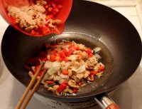 蘑菇鸡肉意面的做法步骤15