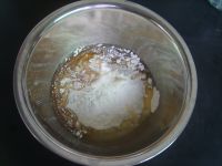 板栗绿豆蓉月饼的做法步骤2