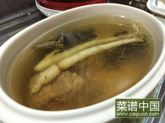 人参乌鸡汤