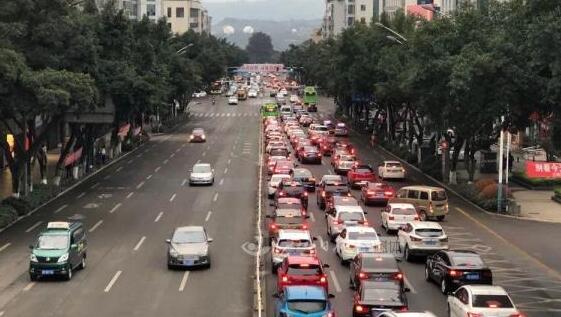 合肥交警发布清明节出行提示 预计4月4日车流量增幅明显
