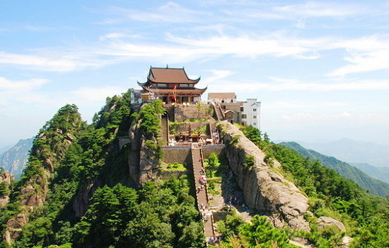 安徽徒步爬山哪里好