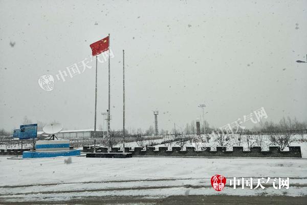 冷空气袭吉林东南部有降雪 明天气温骤降或创新低
