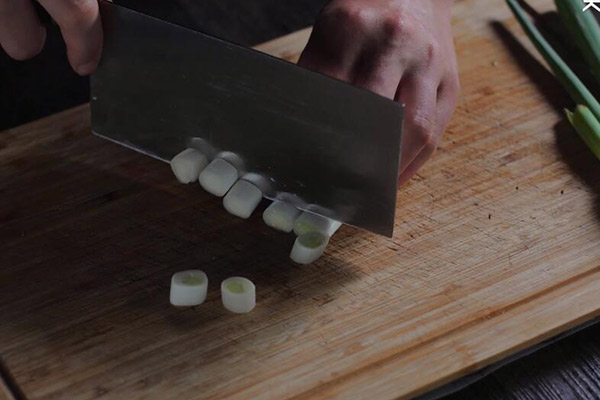 羊排怎么做好吃 炖羊排的做法