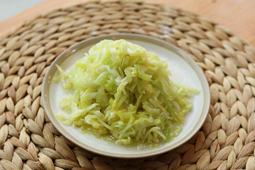 清炒白菜的做法 家常清炒白菜怎么做