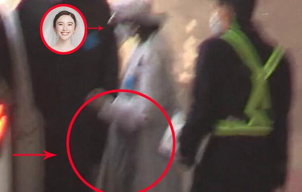 唐艺昕肚子是怎么回事 唐艺昕回应确实是有好消息了