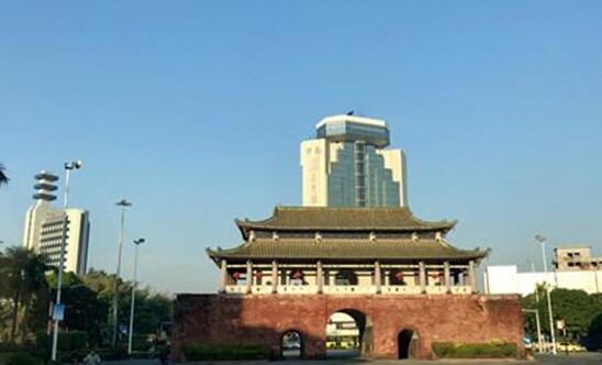 广东各地降雨基本收尾 省会广州气温回升至27℃