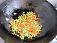 时蔬蛋炒饭的做法步骤4