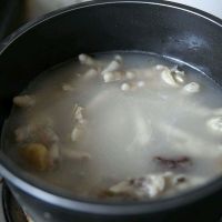 泡椒凤爪的做法步骤1