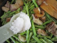肉片煸豇豆的做法步骤8