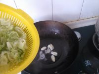白菜炖酥肉的做法步骤7