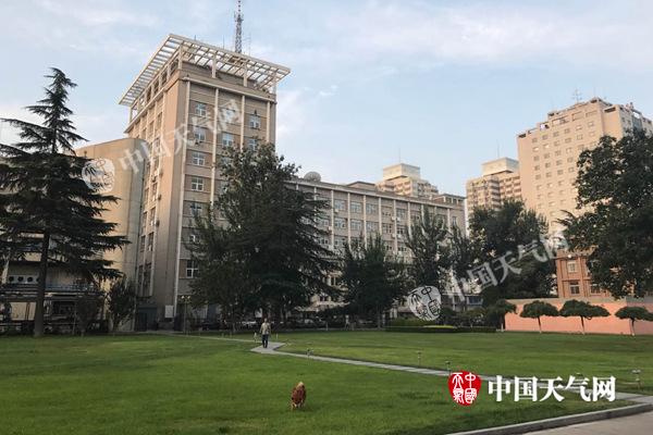北京近日早晚能见度低 下周二迎降雨降温周三起再升温