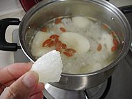 银耳雪梨糖水的做法步骤10