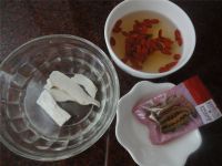 冬虫草清炖鹧鸪的做法步骤2