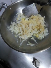 酸菜氽白肉的做法步骤8