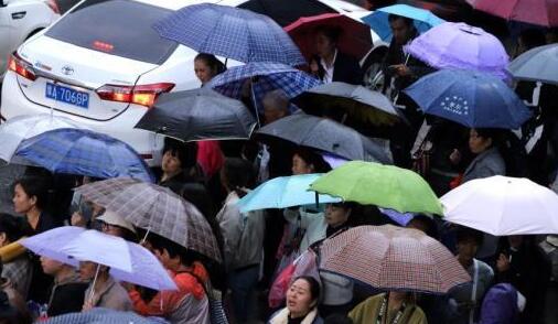 这周末重庆持续降雨又降温 主城区最高气温仅有20℃