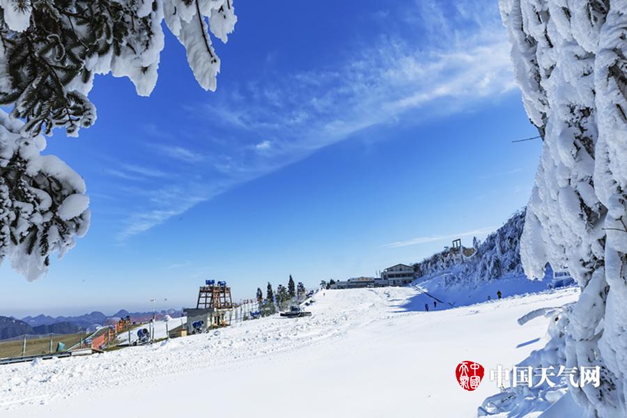 贵州凉都六盘水玉舍雪山滑雪场盛装迎客