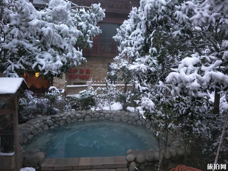 海螺沟景区泡温泉地推荐