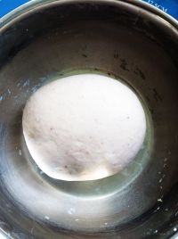 寿桃馒头的做法步骤1