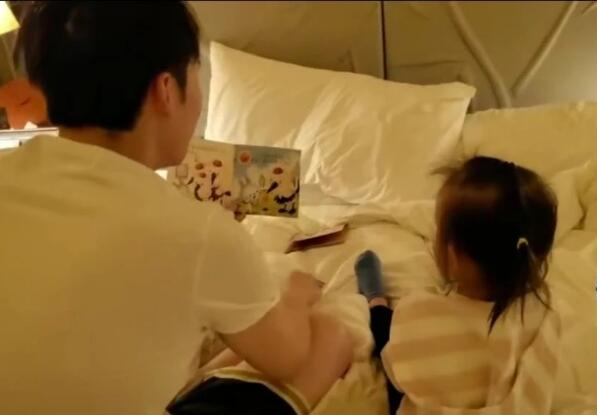董子健用rap给女儿讲故事是什么梗 董子健给女儿讲故事超有爱