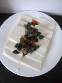 皮蛋豆腐的做法步骤5