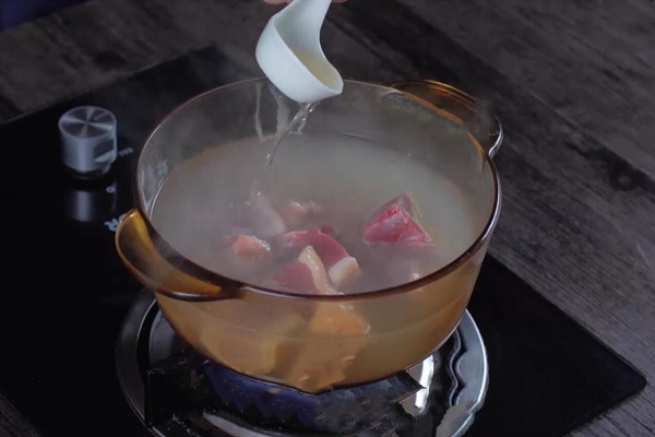 怎么炖鸭子 白萝卜炖鸭汤的做法