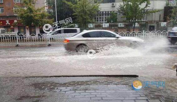 本周后期浙江强降雨不断  气温基本都在30℃以下