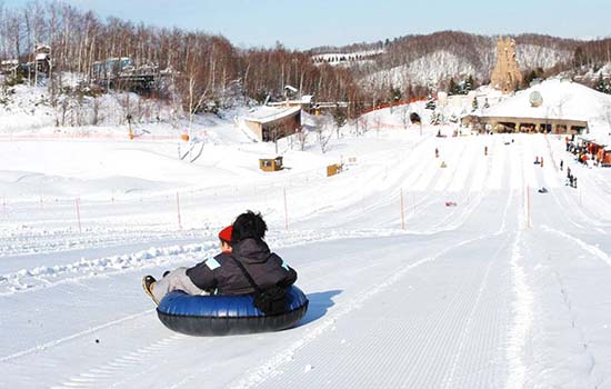日本新雪谷滑雪场最佳滑雪时间