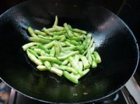 酱拌油焖四季豆的做法步骤3