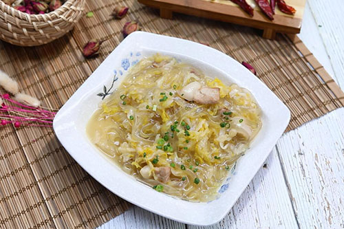 酸菜炖粉条的做法 怎么做酸菜炖粉条好吃