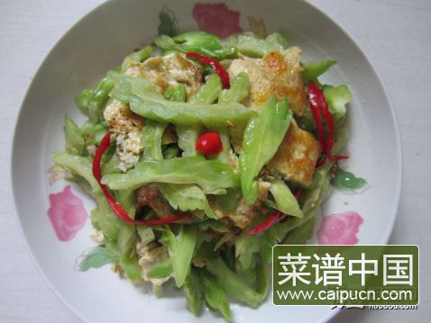 苦瓜炒鸡蛋