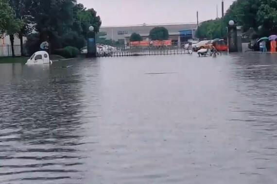 四川今日将持续有强降雨  多个市县均有暴雨到大暴雨