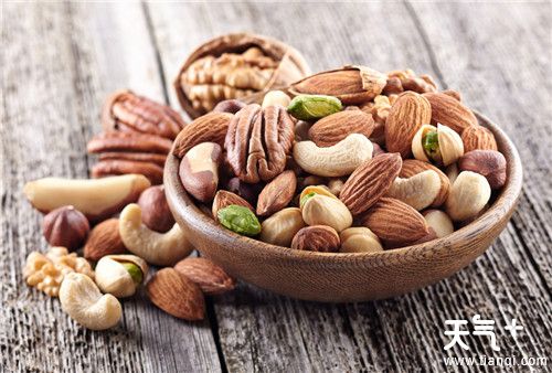 吃什么让皮肤变白？让皮肤变白的10种食物
