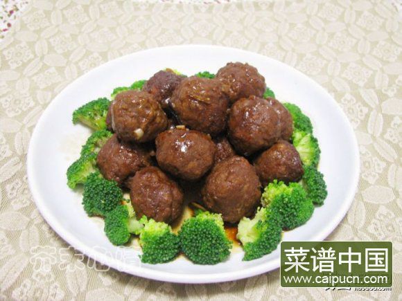 红烧鹌鹑蛋狮子头