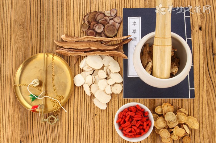 鹿茸泡酒的作用