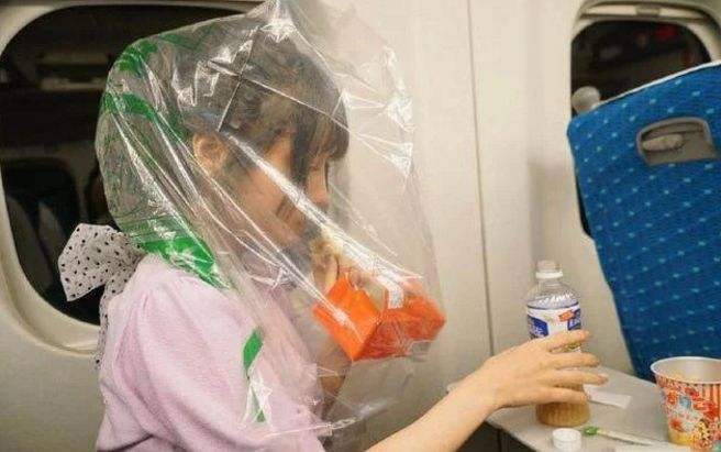 高铁吃东西遭骂