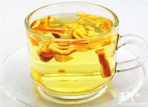 袜子变黄怎么洗干净 洗袜子的小窍门