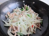 冬瓜炒肉丝的做法步骤10