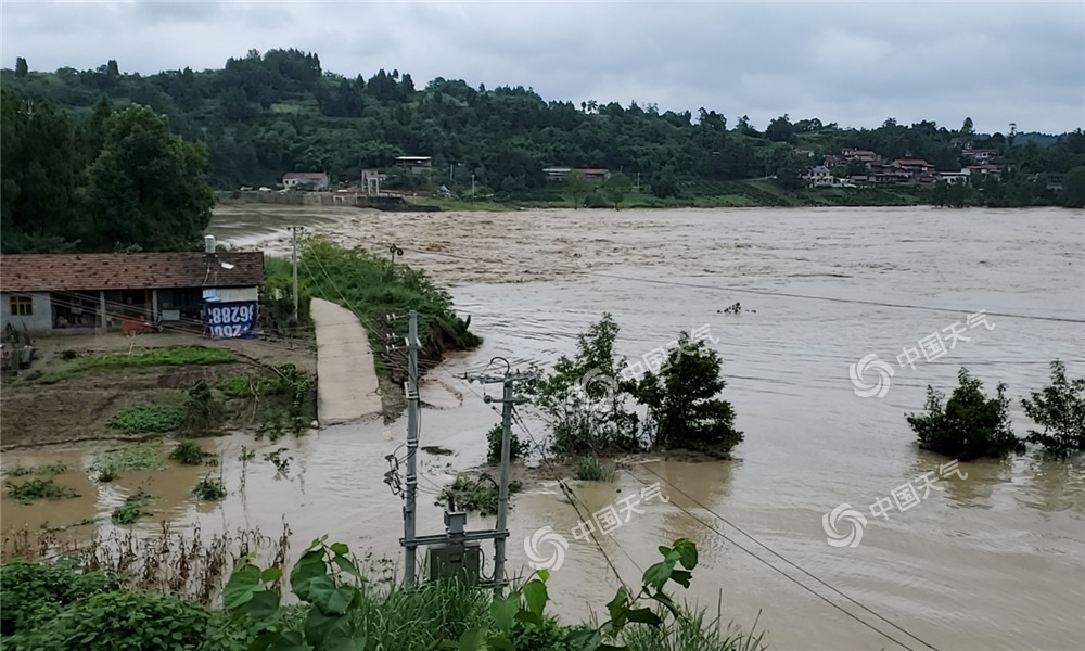 资阳大范围强降水 多站降水超100毫米