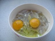 银鱼鸡蛋饼的做法步骤3